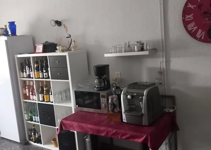 Relais De La Mothe La לינה וארוחת בוקר